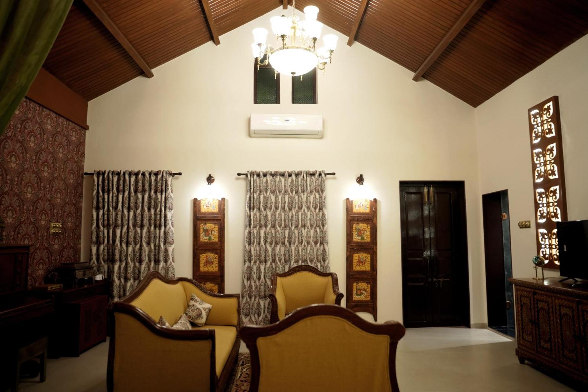 Heritage Khirasara Palace Rajkot Exterior foto